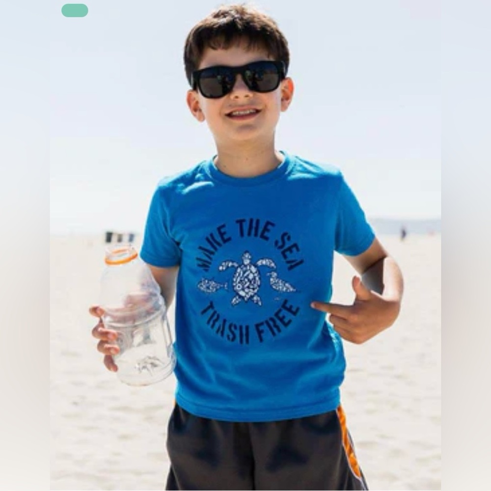 Sand Cloud Sapphire Blue Make The Sea Trash Free Eco Kids Tee, Size Medium